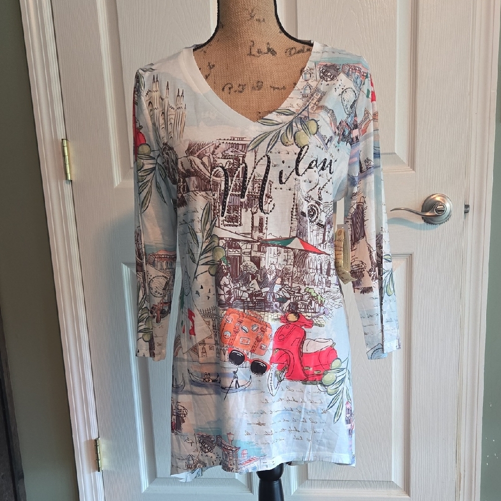ONE WORLD Multicolor Graphic Tunic Top